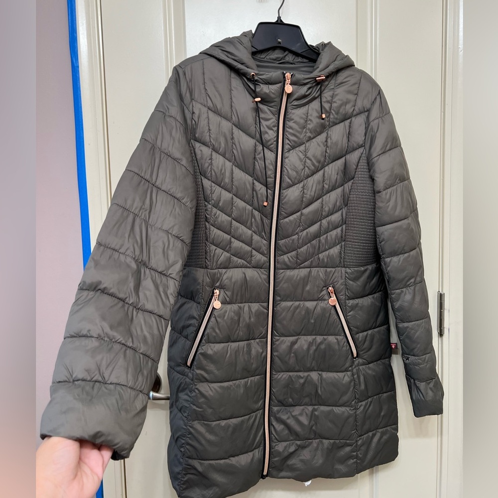 Bernardo Coat